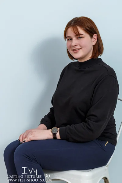 Ivy Blushes Through Her First Ever Naked Photos